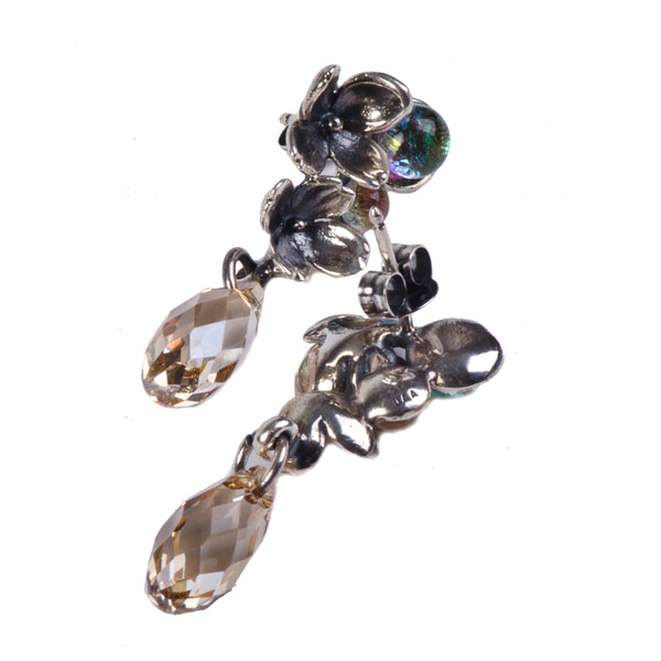 56105 Flowers, Asymmetrical